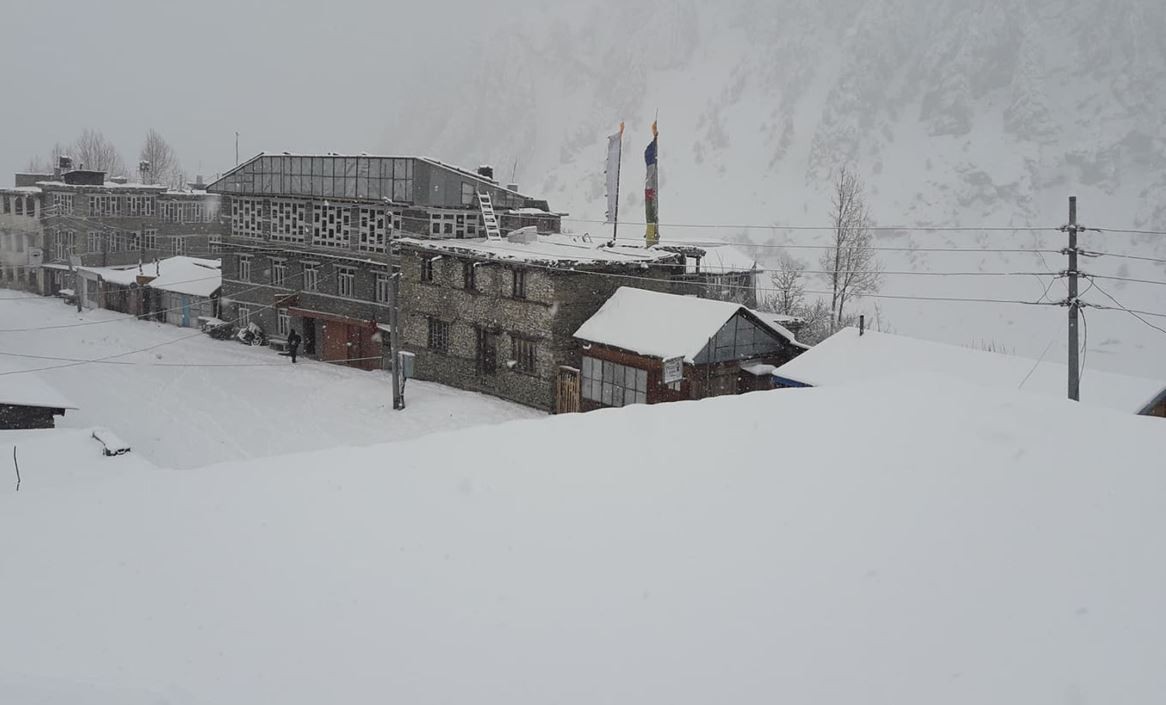 Snowfall hits  Manang