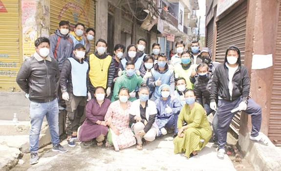 Selfless Youths Feed Over 900 Lockdown-Hit People Daily