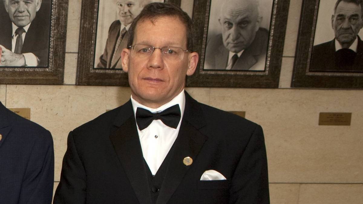 It Is Fake: Harvard Professor Sold COVID-19 Virus To China