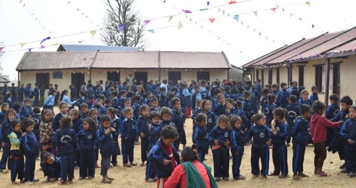 Students Receive Warm Clothes With A Campaign Run On Facebook